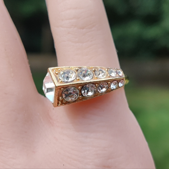 Unique vintage gold plated crystal ring - Picture 4 of 8